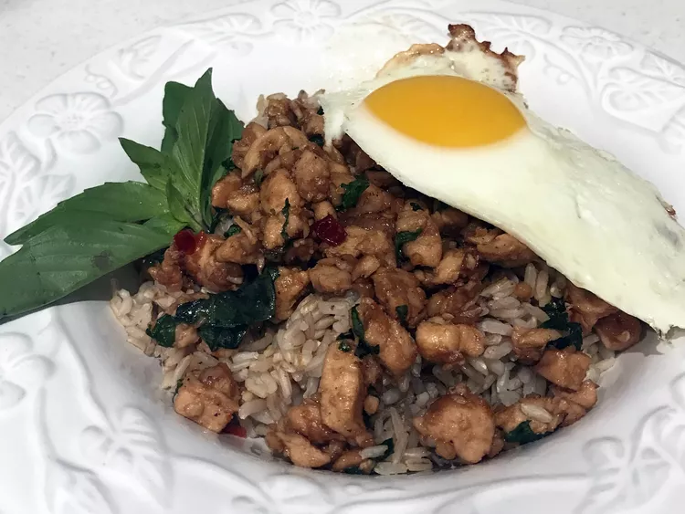 Spicy Thai Basil Chicken