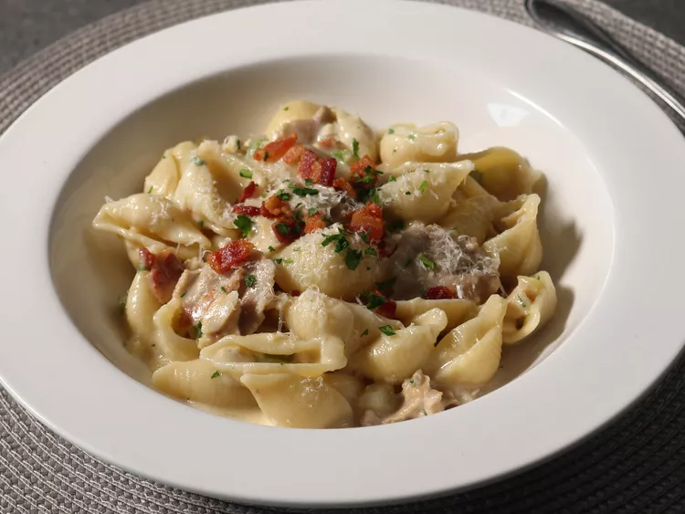 Clam Chowder Shell Pasta