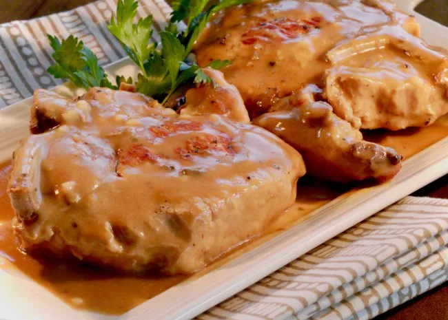 Pork Chops and Gravy